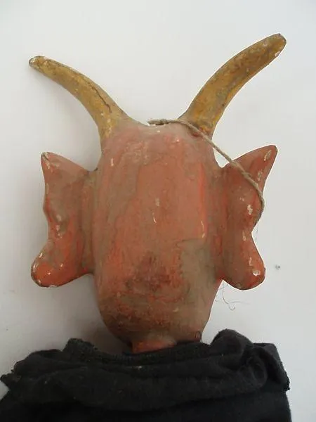Dřevěná loutka – čert - 3
