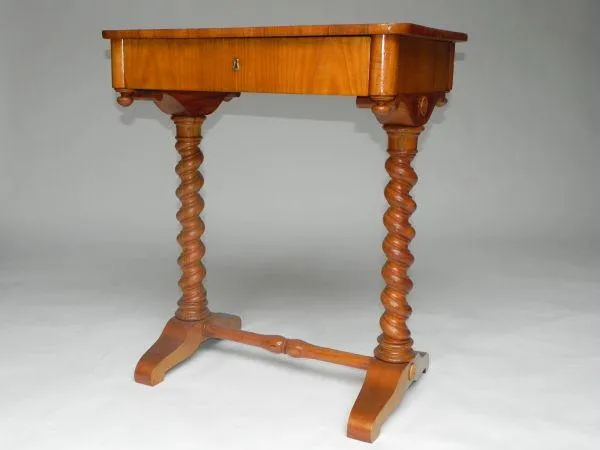Šicí stolek – biedermeier - 3
