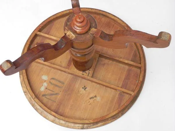 Kulatý stůl – intarzie - 5