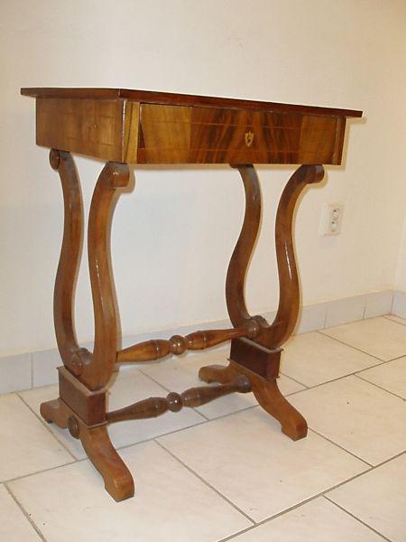 Šicí stolek – Biedermeier - 12