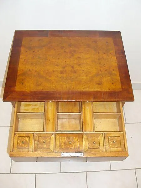 Šicí stolek – Biedermeier - 7