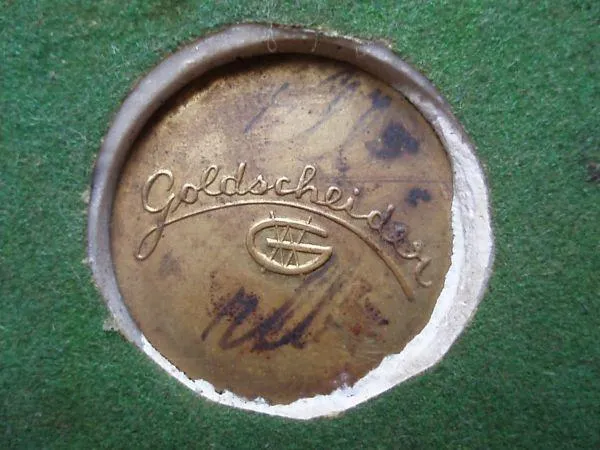 Busta muže Goldscheider - 2