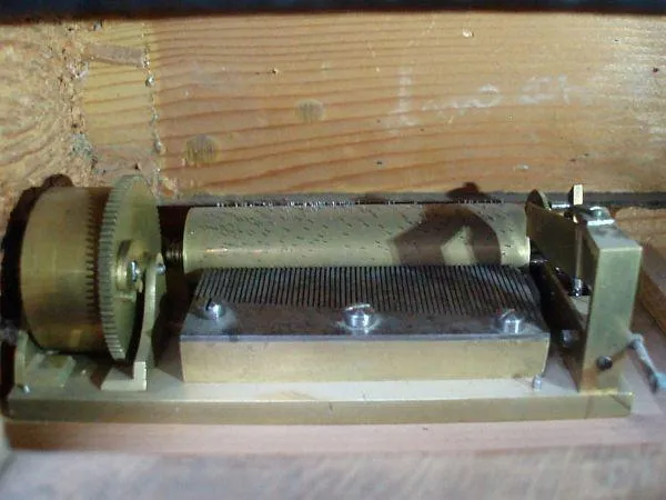 Biedermeierské hodiny - 4