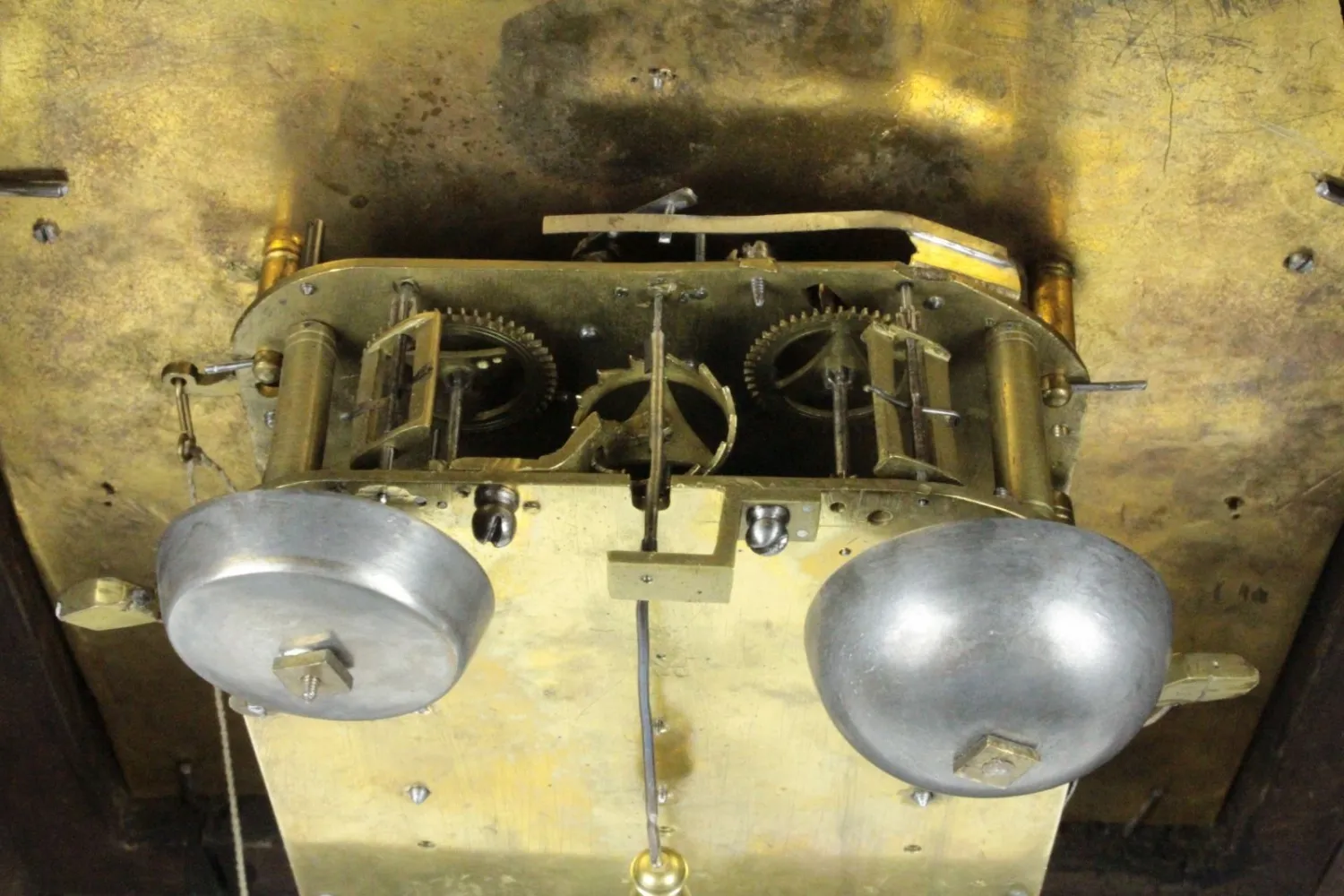 Stolní hodiny s loveckým motivem - 8