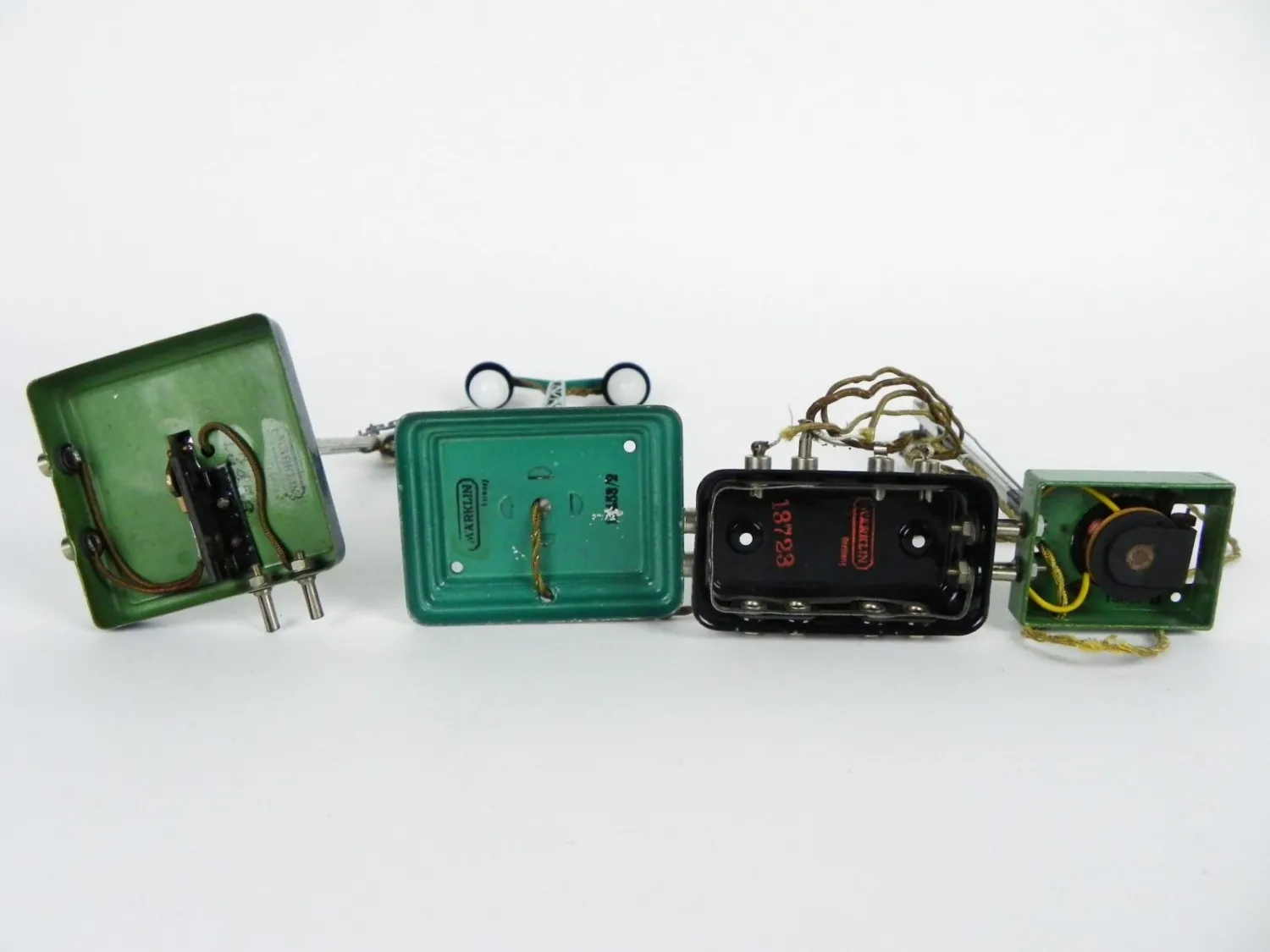 Märklin –  vláčky, nádraží, kolejiště a příslušens - 21