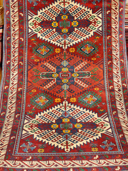 Starožitný koberec ZAKAVKAZSKO K35