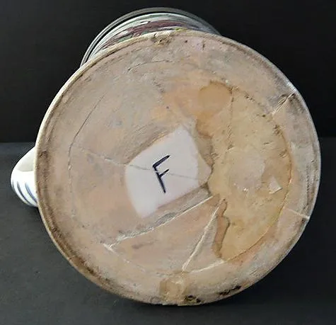 Fajánsová holba s pastýřkou - 2