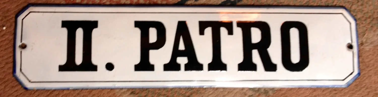 Smalt domovní štítek II.patro