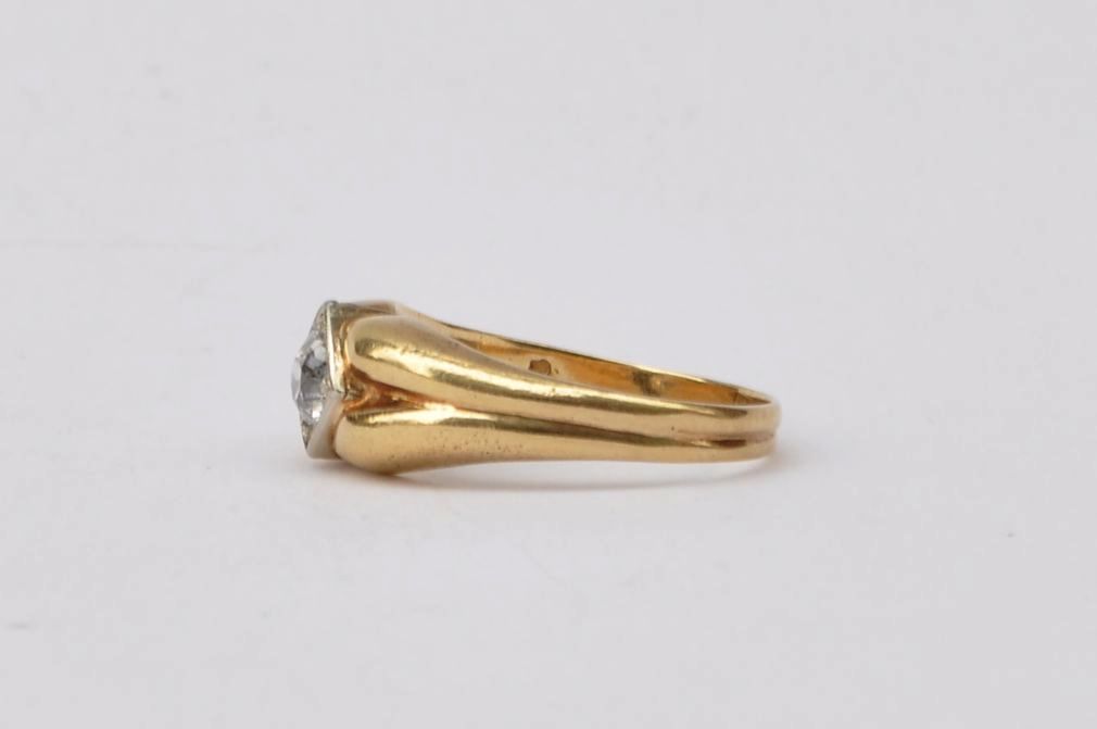 Zlatý prsten s diamantem - 4