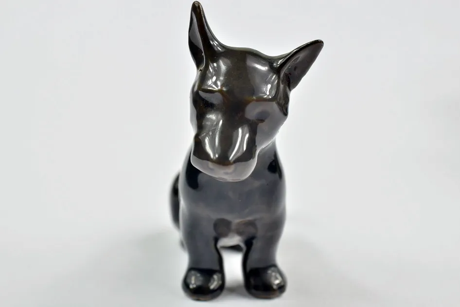 Porcelánová figurka psa - 3