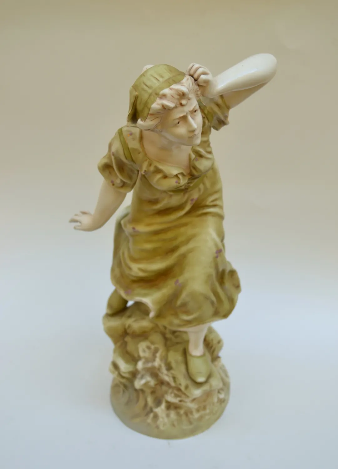Porcelánová socha Holanďanky - 2