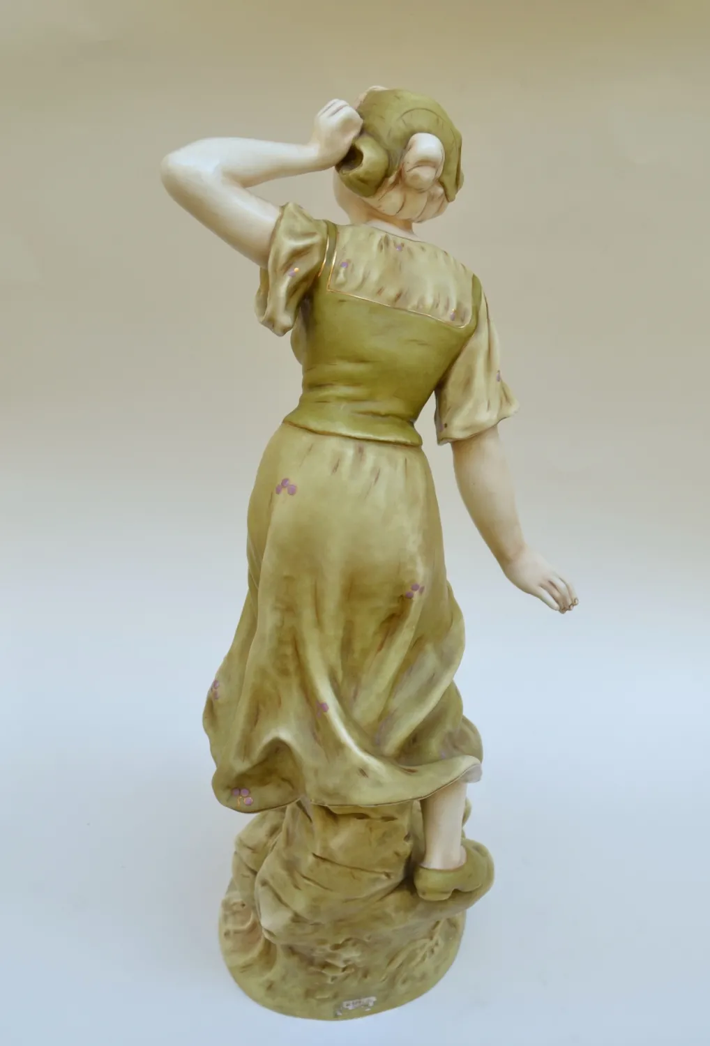 Porcelánová socha Holanďanky - 4