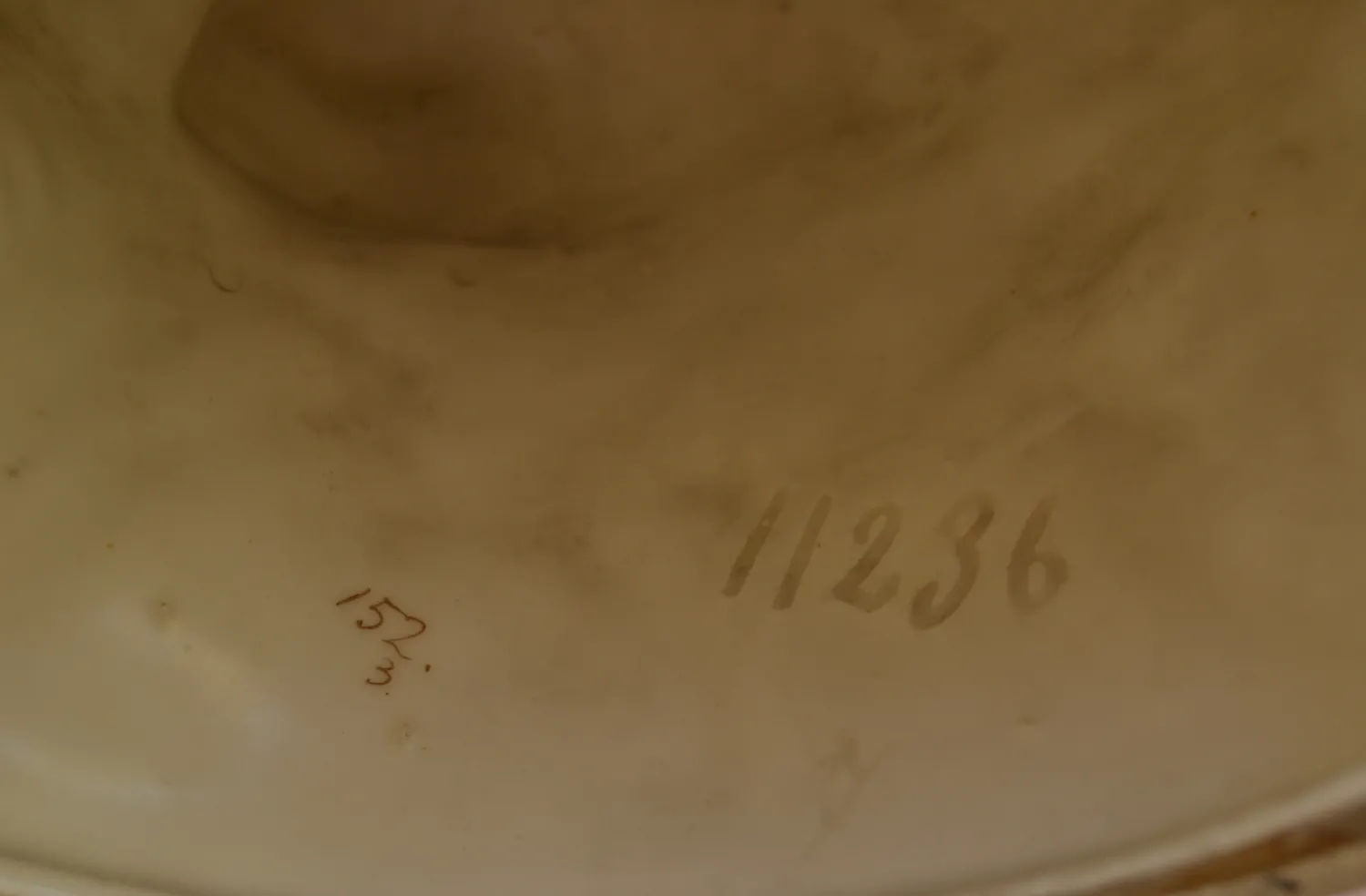 Porcelánová socha Holanďanky - 6