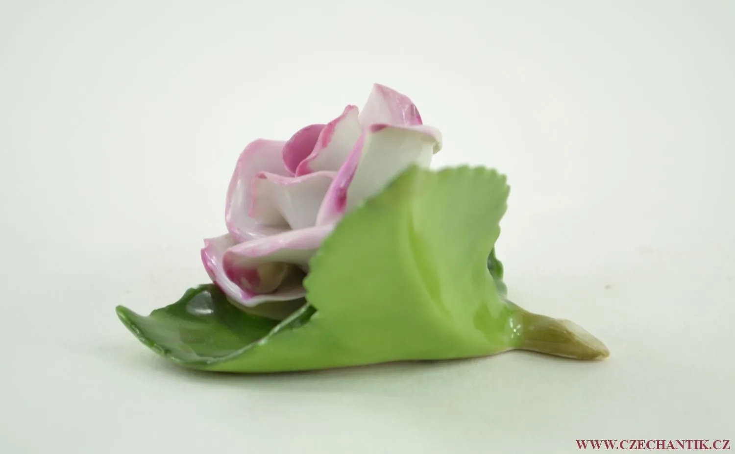 Glazovaná porcelánová květina – růže - 3