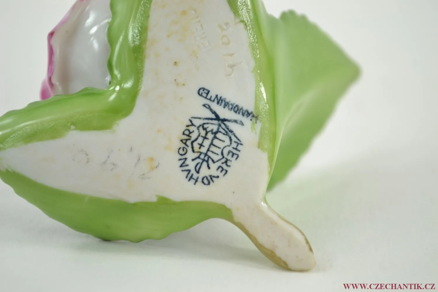 Glazovaná porcelánová květina – růže - 5