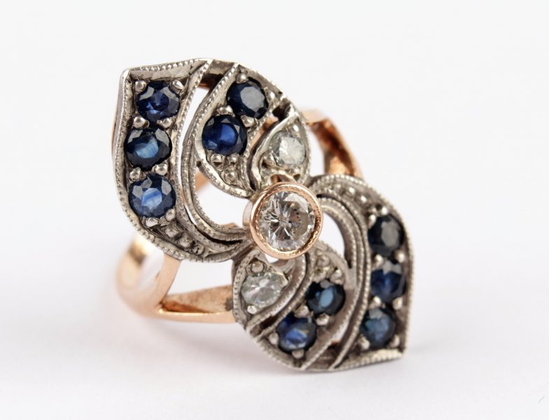 Zlatý ruský prsten s brilianty a safíry