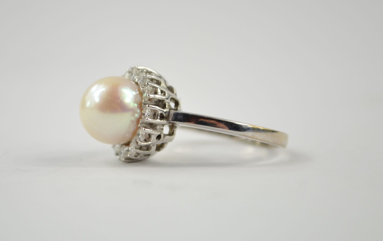 Zlatý prsten s mořskou perlou - 2
