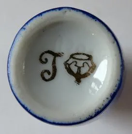 Malá porcelánová amfora - 3