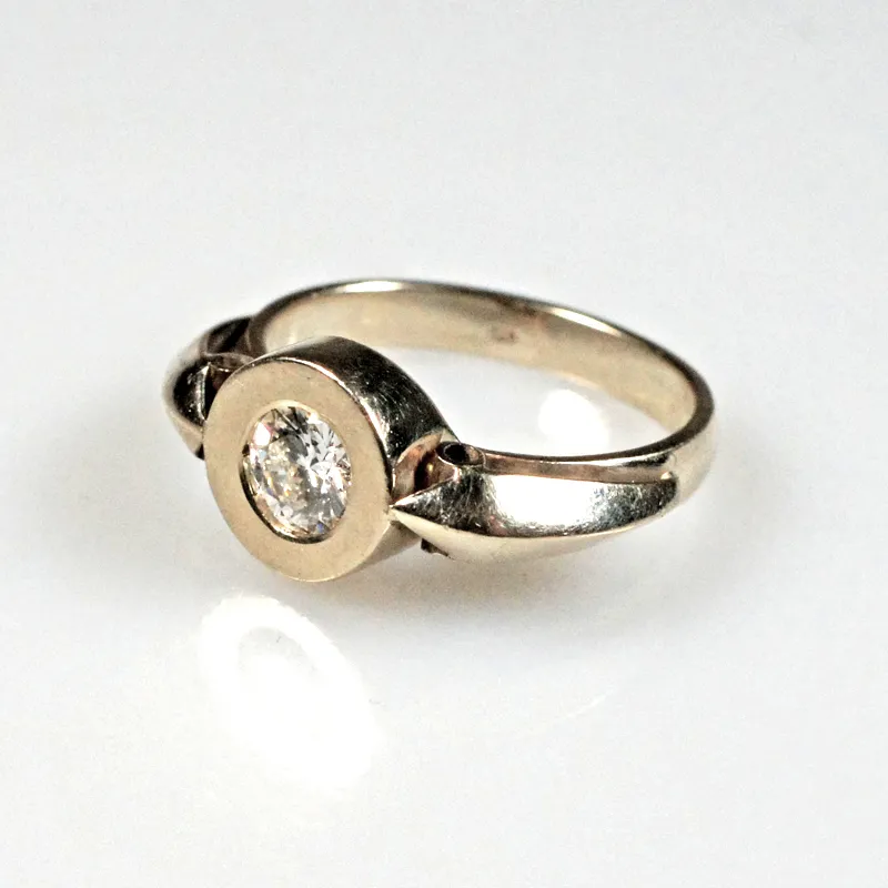 Prsten s briliantem - soliter 0,51 ct.