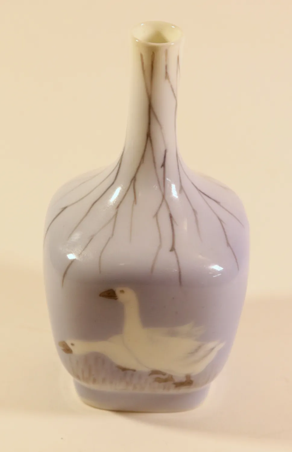 Porcelánová vázička