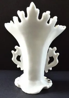 Malá porcelánová vázička, malované květy - 5