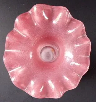 Vázička z růžového zpěněného skla - 3