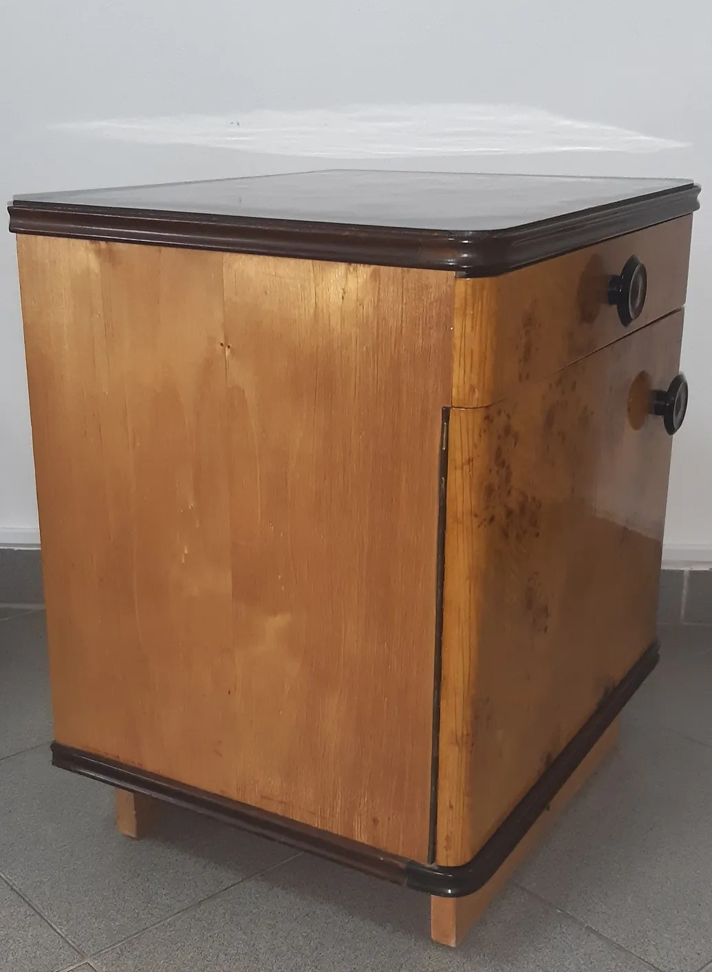 Noční stolek z 60. let - 3