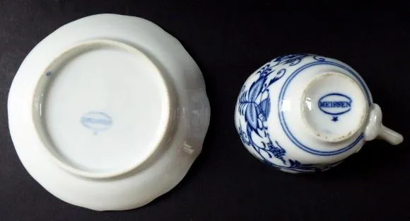 Moka šálek, cibulový vzor – Meissner Ofen-und Porz - 3