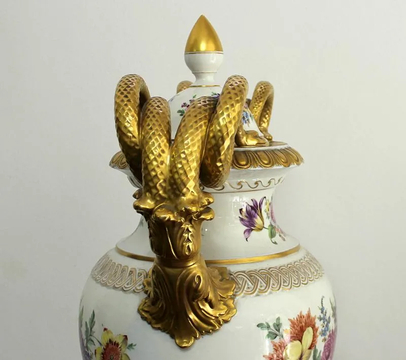 Dresden Porzellan,  Impozantní Porcelánová Váza - 7