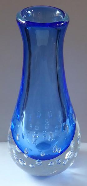 Velká křišťálová váza, modré sklo, vzduchové bubli