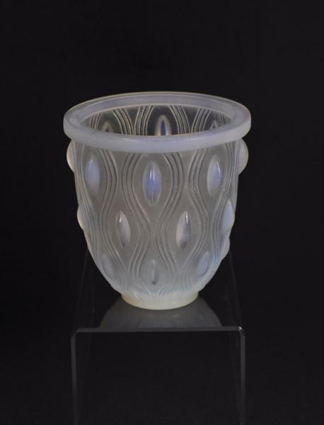 Váza z opálového skla – Sabino