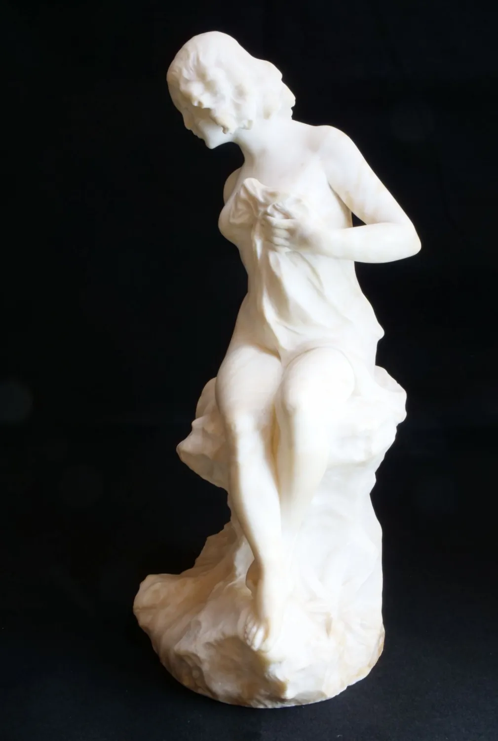 Socha odpočívající dívky – G. Papucci - 4