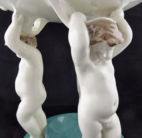 Putti nesoucí mísu, styl Michael Powolny – Goldsch - 5