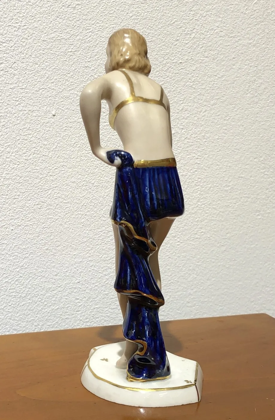 Royal Dux - 3