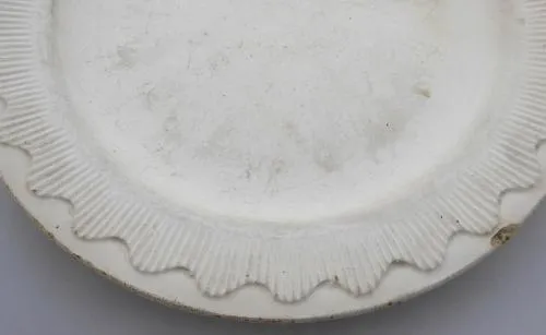 Talíř s reliéfním okružím – Týnice, Teinitz 1830 – - 5