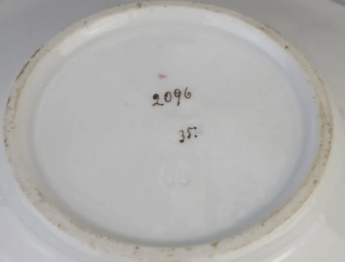 Porcelánový šálek s podšálkem - 4