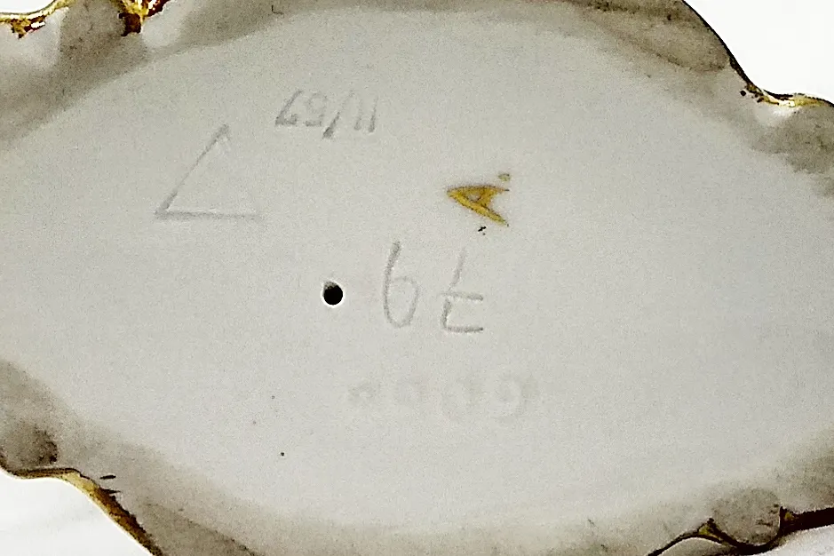 Soška Laň, Royal Dux, porcelán, podstavec zlacen - 5