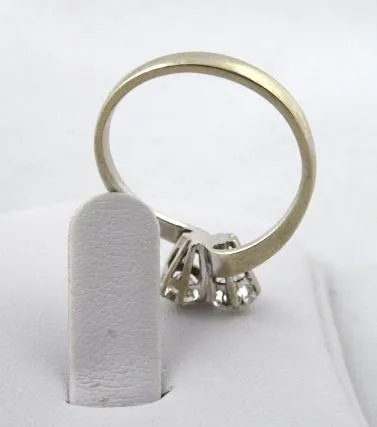 Prsten z bílého zlata s dvěma diamanty 0,75 ct - 3