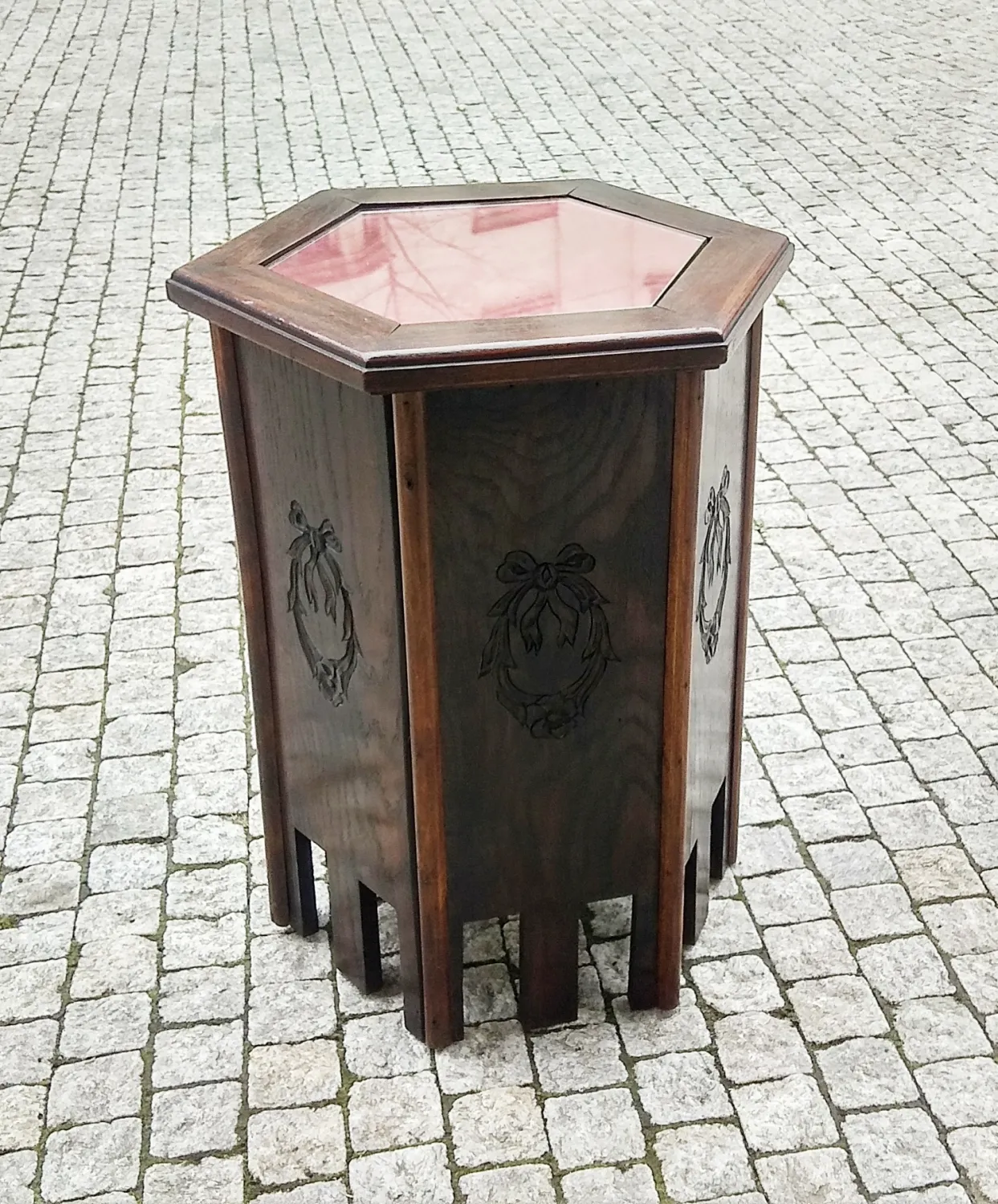 Secesní stolek šestiboký, skleněná deska - 4