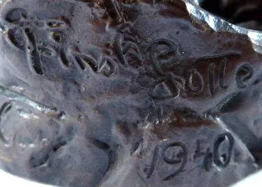 Bronzová socha dívky – Finsk Lotte, Lotta-Svärd - 3