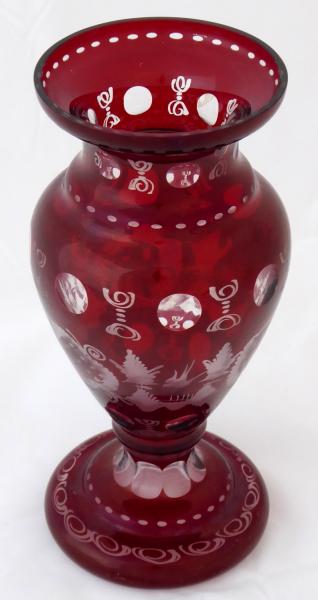 Váza s broušeným ornamentem – Egermann