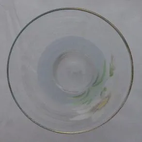 Dvě sklenice s bílými květy – Protěž alpská - 3