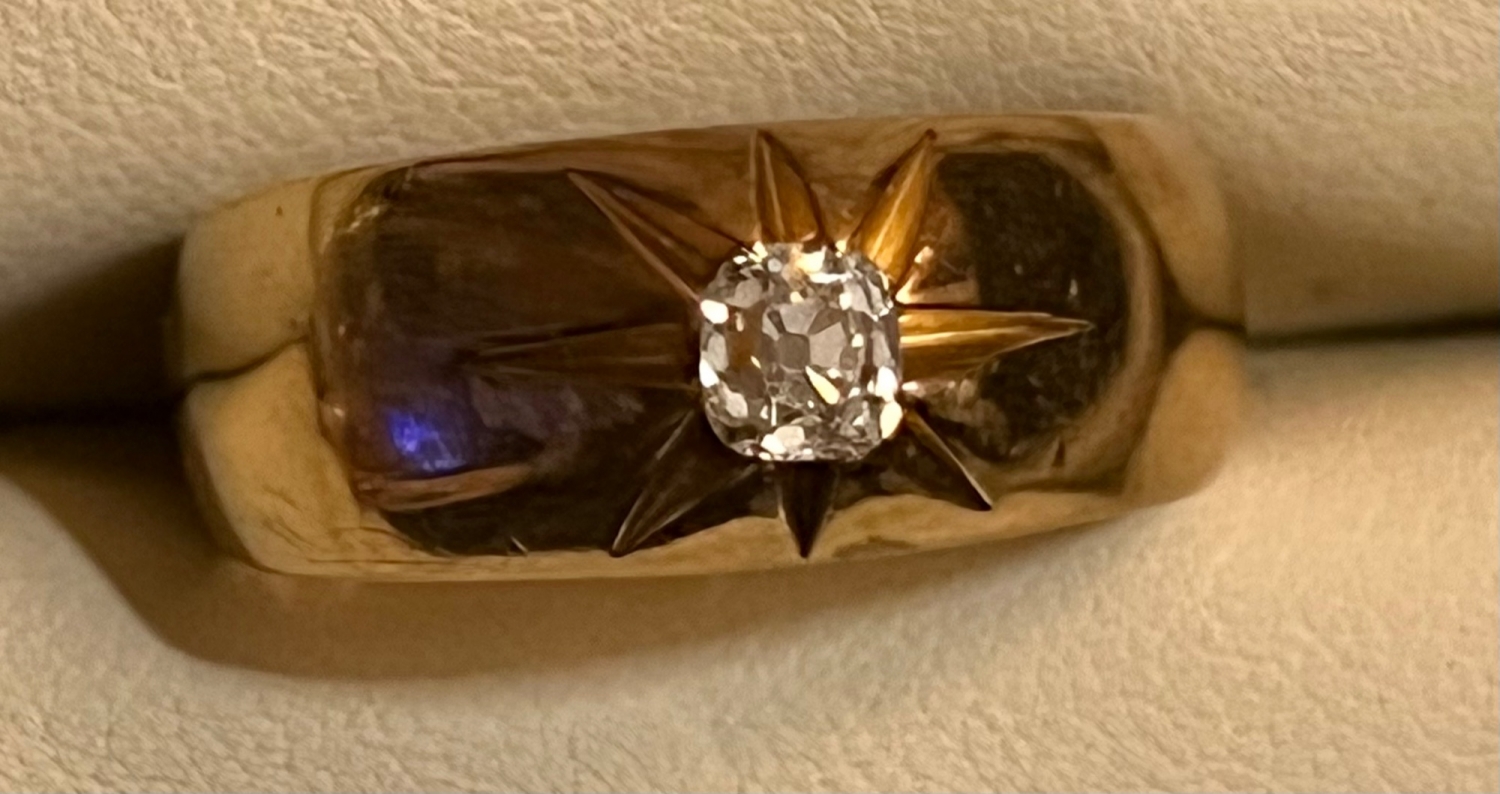 Prsten s vyjímečně bílým briliantem D-E-F 0.38 ct+ atest