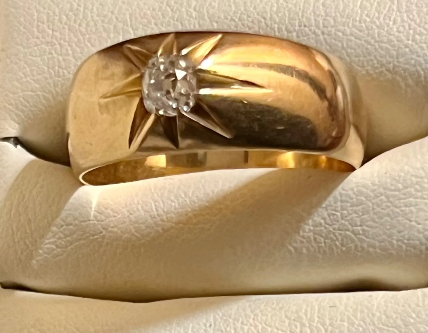 Prsten s vyjímečně bílým briliantem D-E-F 0.38 ct+ atest - 5