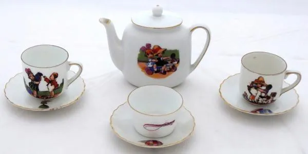 Dětský porcelánový servis - Victoria, Stará Role
