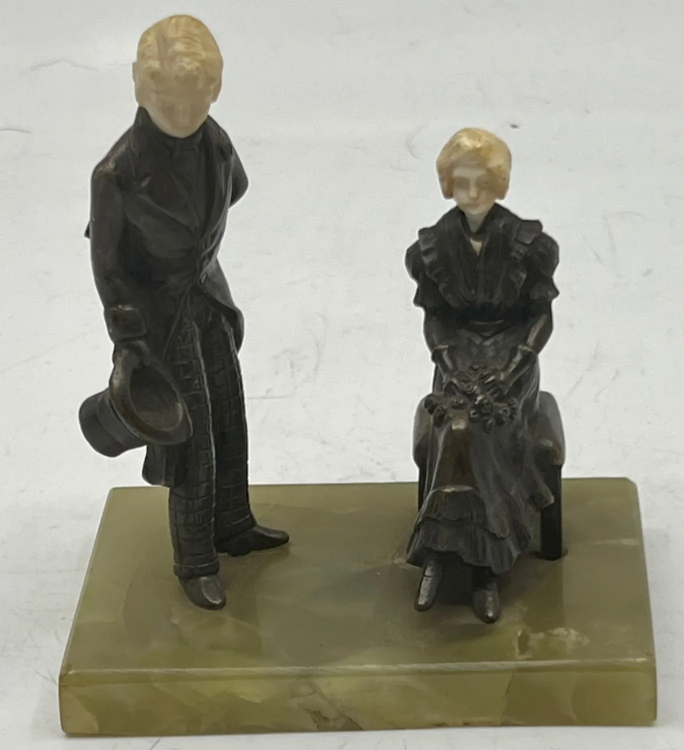 Galantní pár – bronz – kost - 5