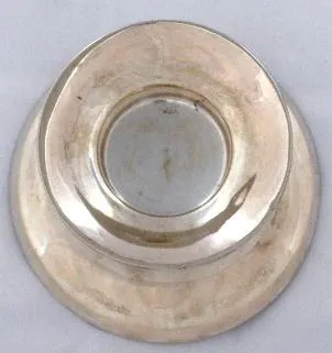 Stříbrný nízký kulatý svícen – Německo - 4