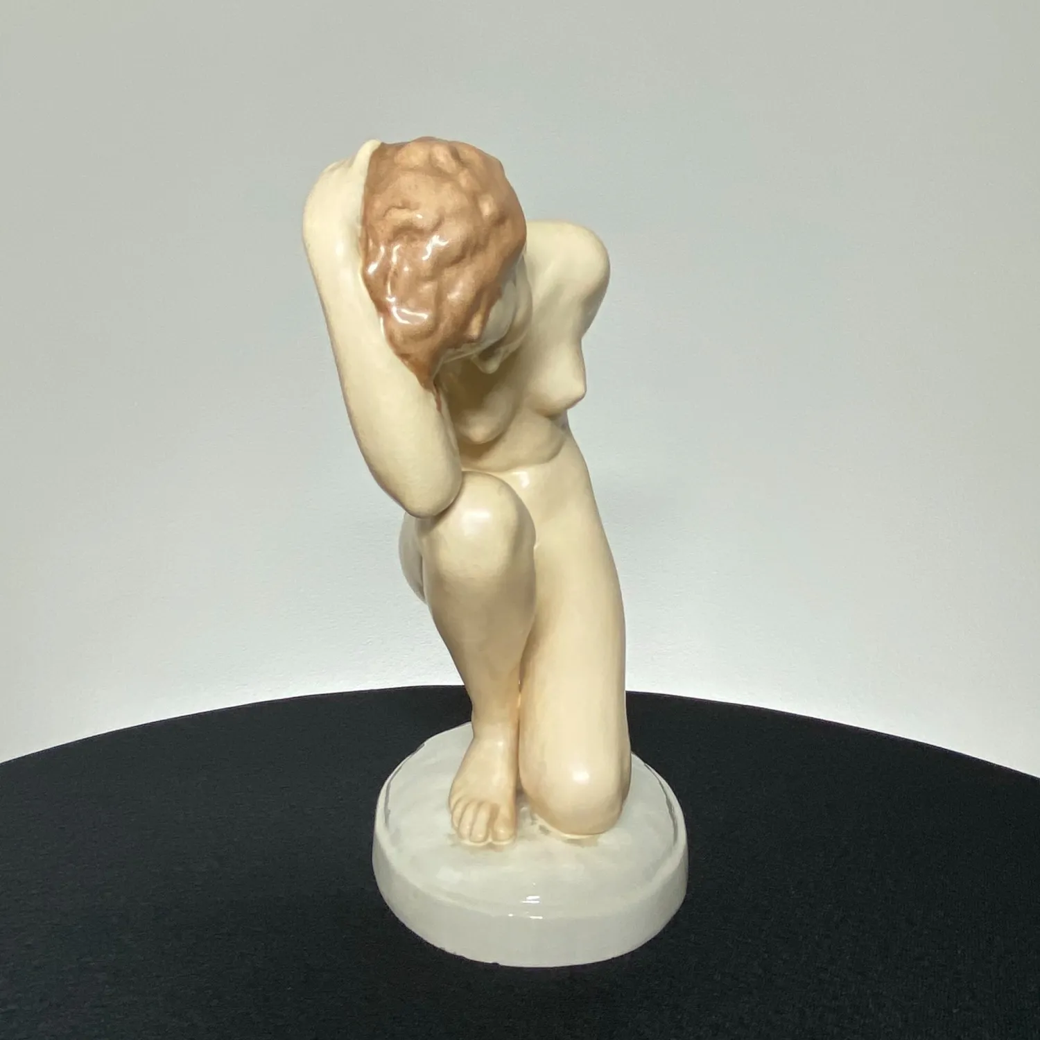 Art deco porcelánová socha nahé ženy – Royal Dux - 3