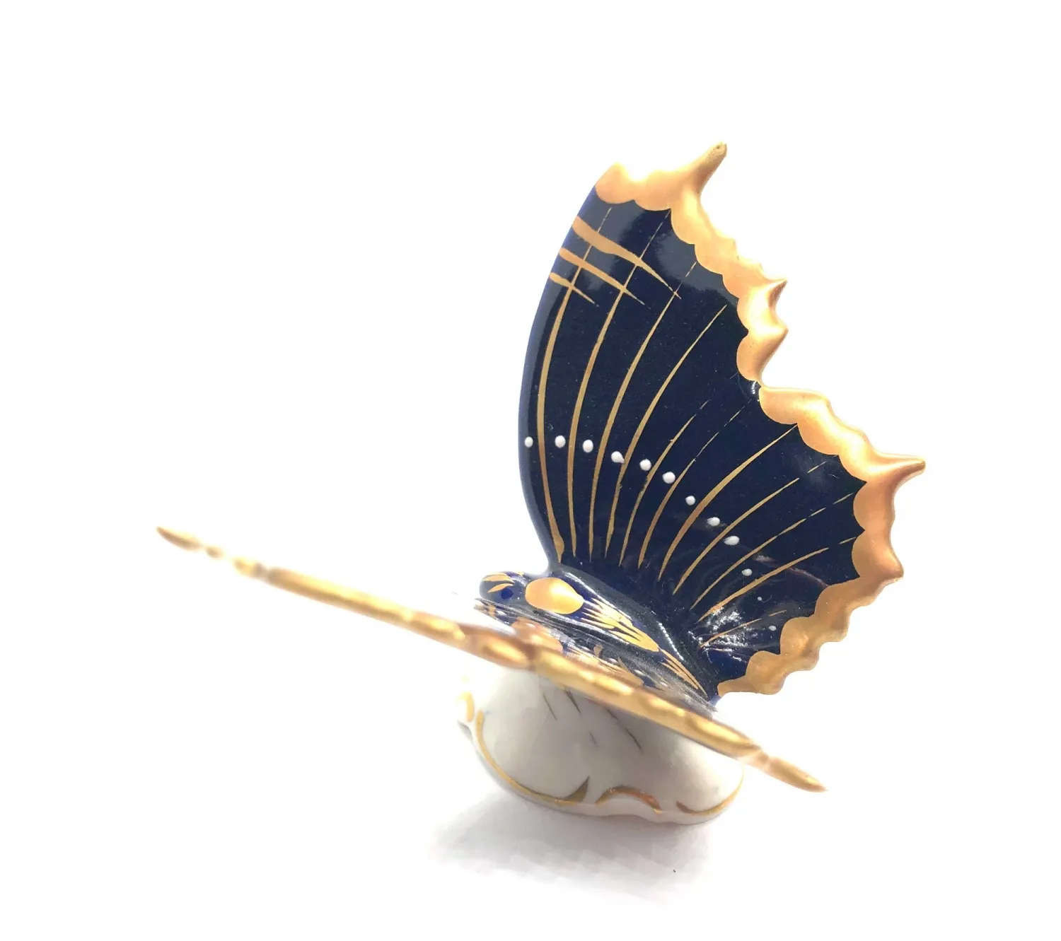 Porcelánový motýl ve vzletu – Krämmer - 2