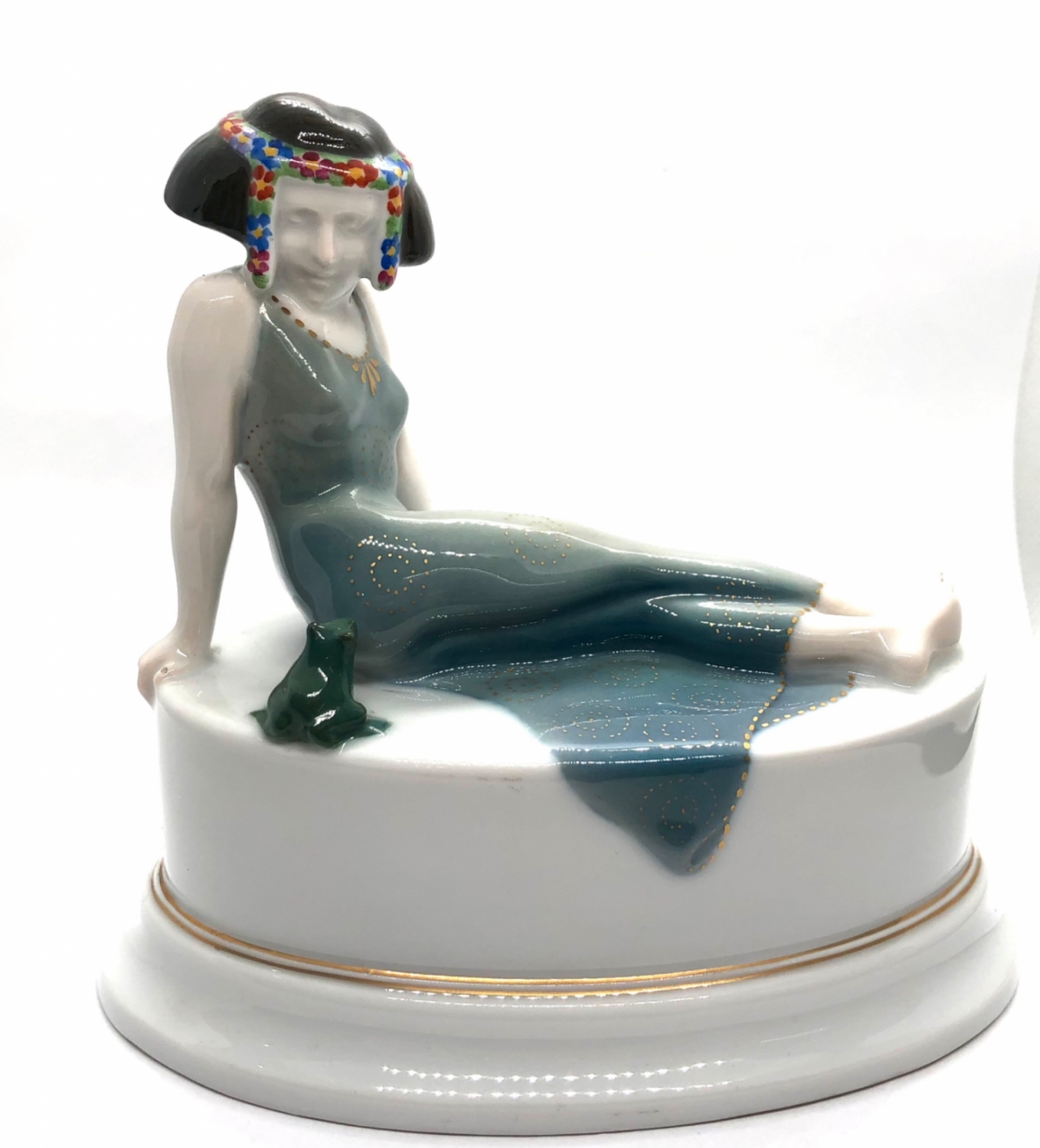 Art deco soška ženy se žábou – Rosenthal